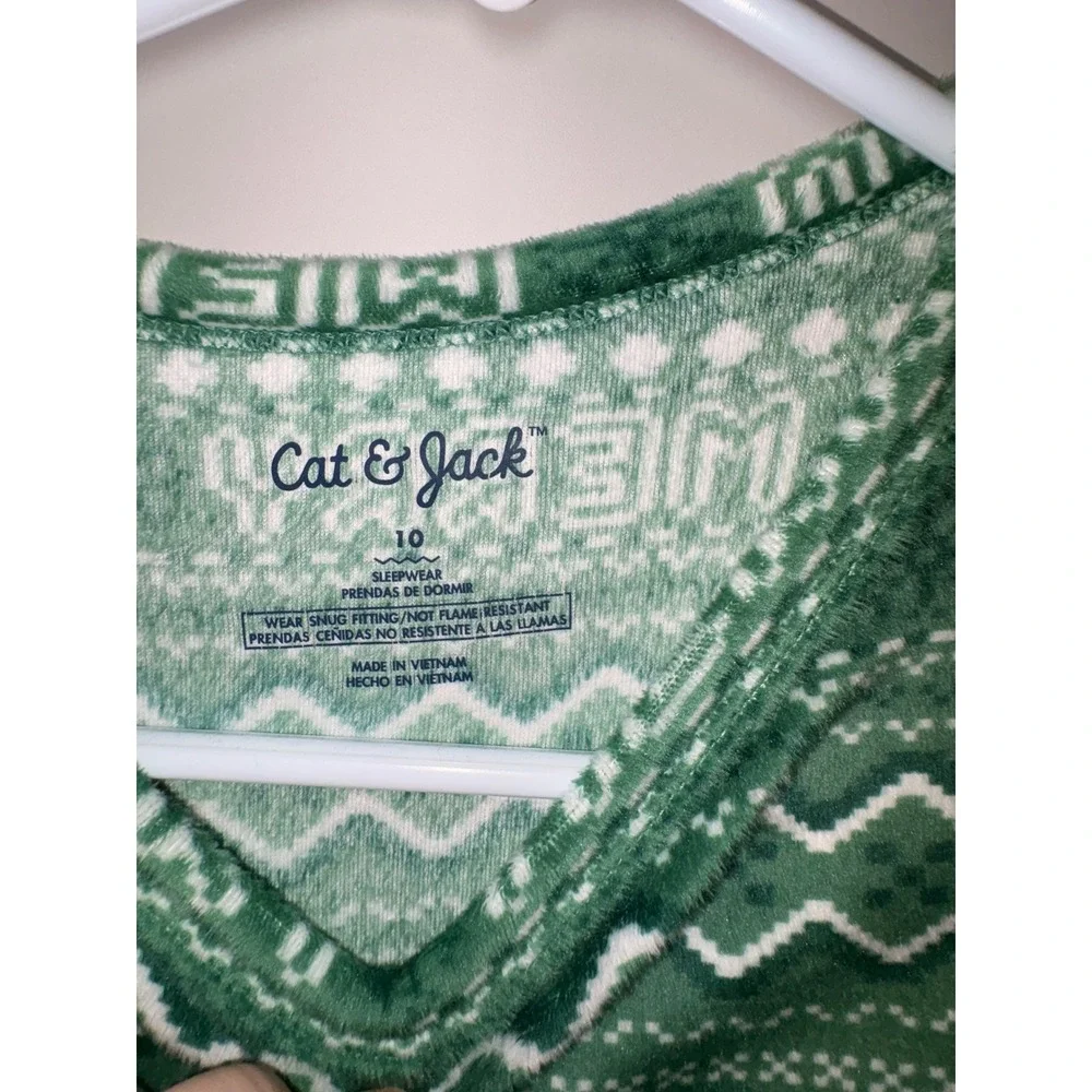 Cat & Jack Kids Green Fair Isle Merry Christmas Pajama Top Size 10 Long Sleeve